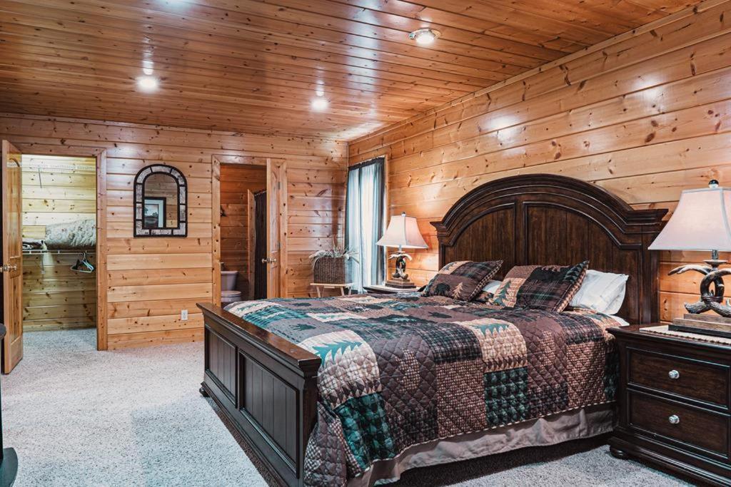 Bear'S Lair Villa Gatlinburg Exterior photo